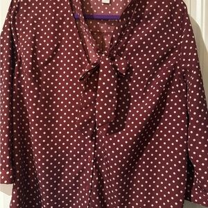 Red and White Relaxed Tie Front Blouse with 3/4 Sleeves